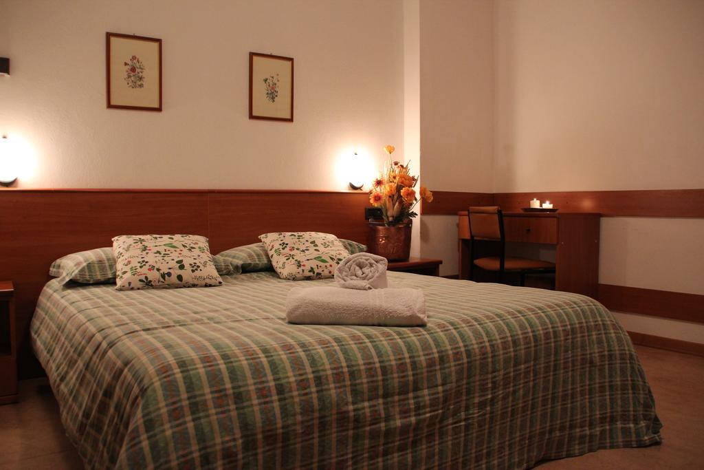 Albergo Bucaneve Камподольчино Экстерьер фото